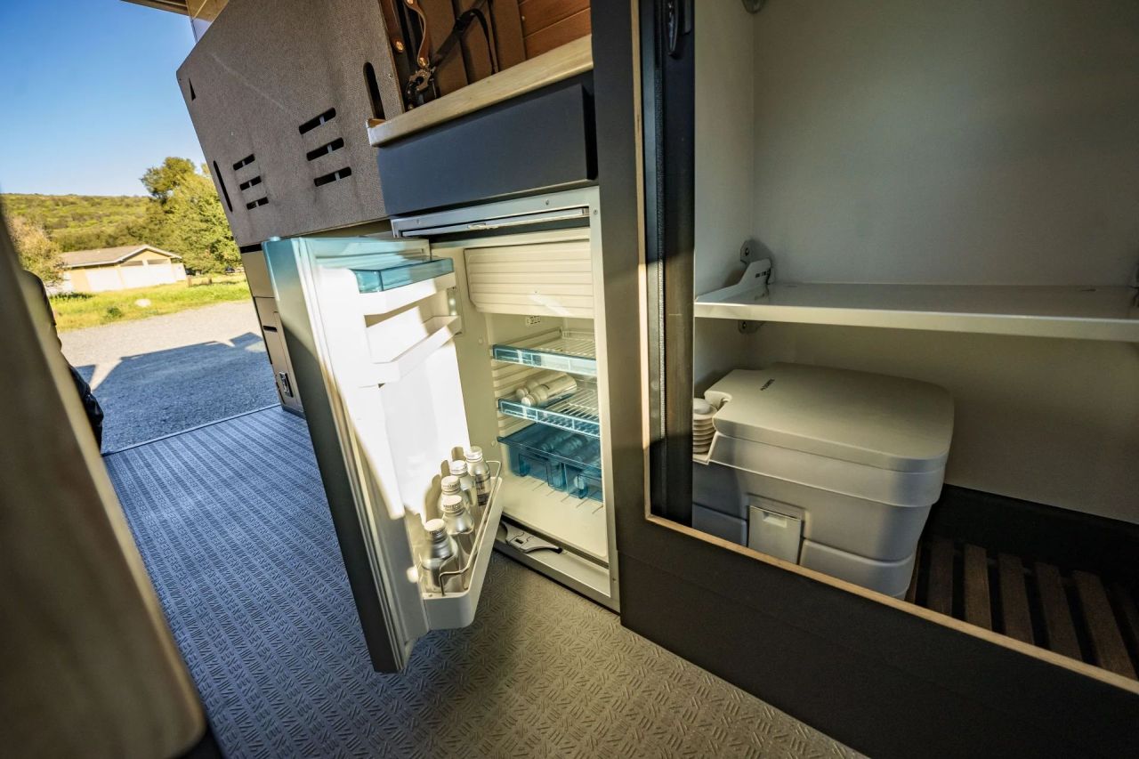 Vanspeed Album Camper Van With Multifunctional Layout - fridge next to bathroom