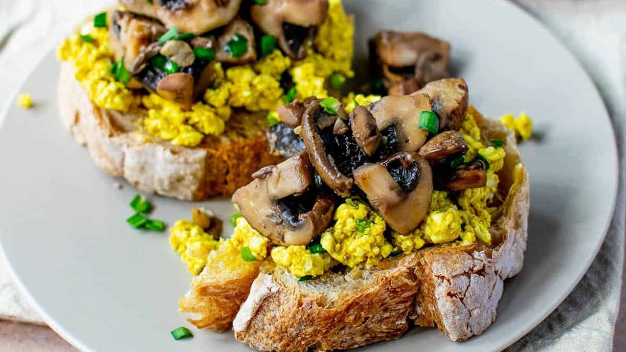 Vegan Garlic Mushrooms