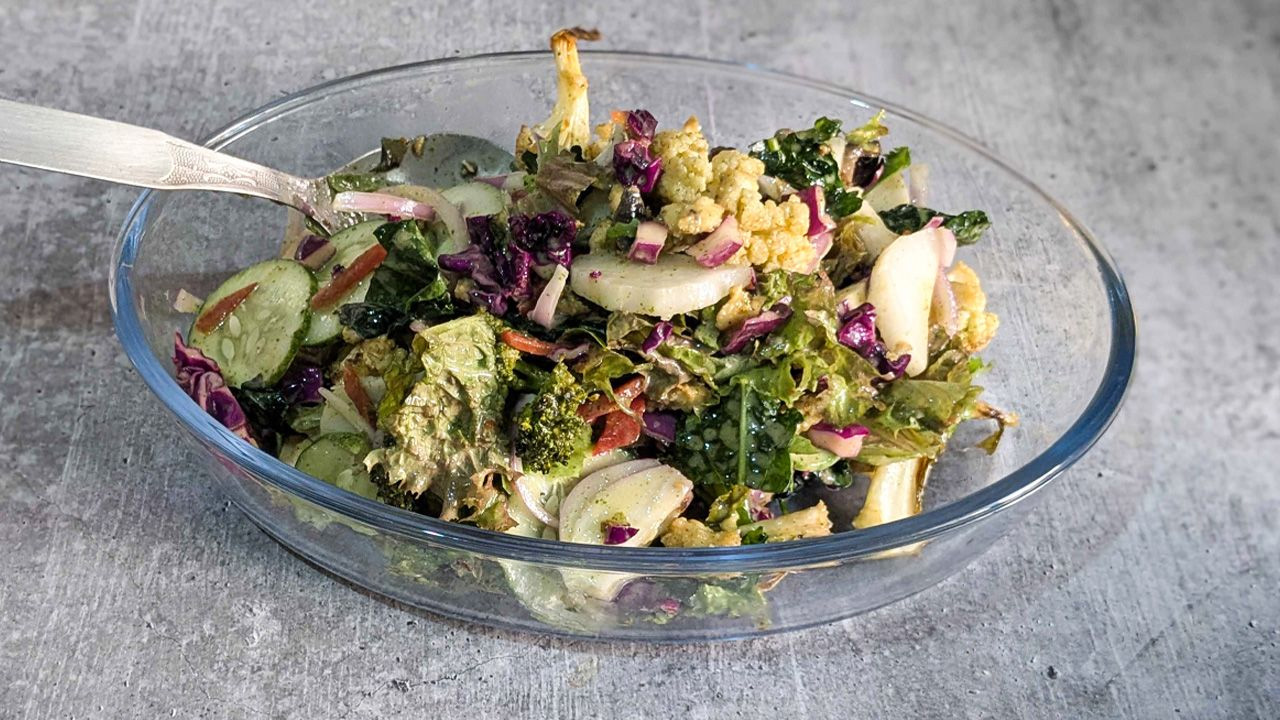 Vegan Spring Salad With Lemon Tofu