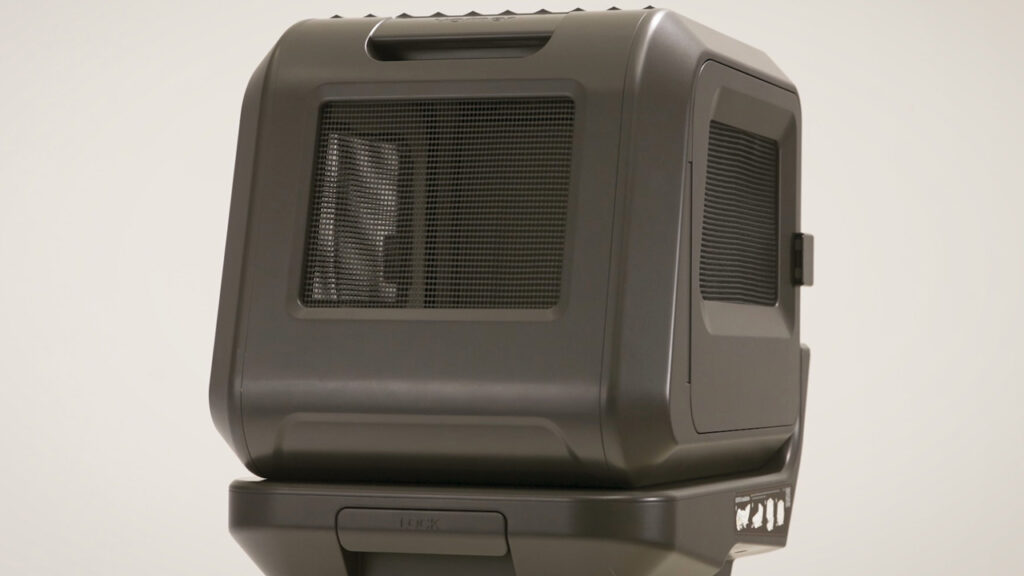 Vomer Pet Car Seat Makes Traveling With Your Furry Family Easy