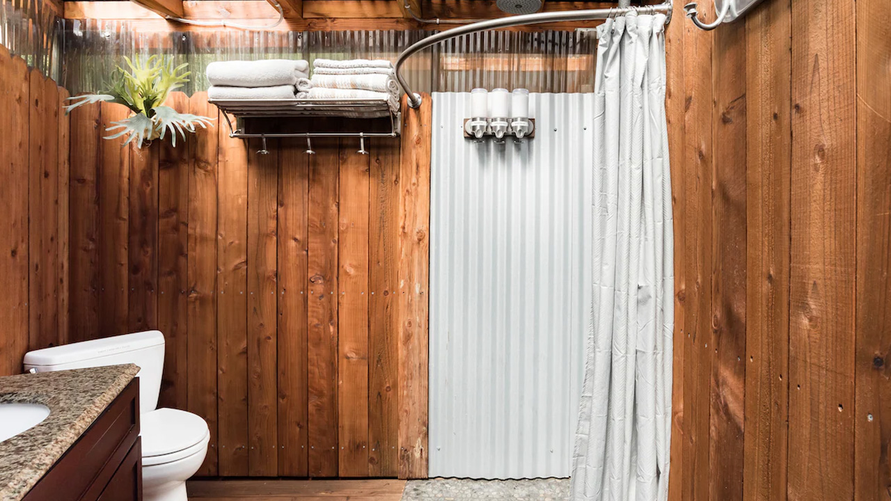 1974 Airstream-Motorhome_Bathroom