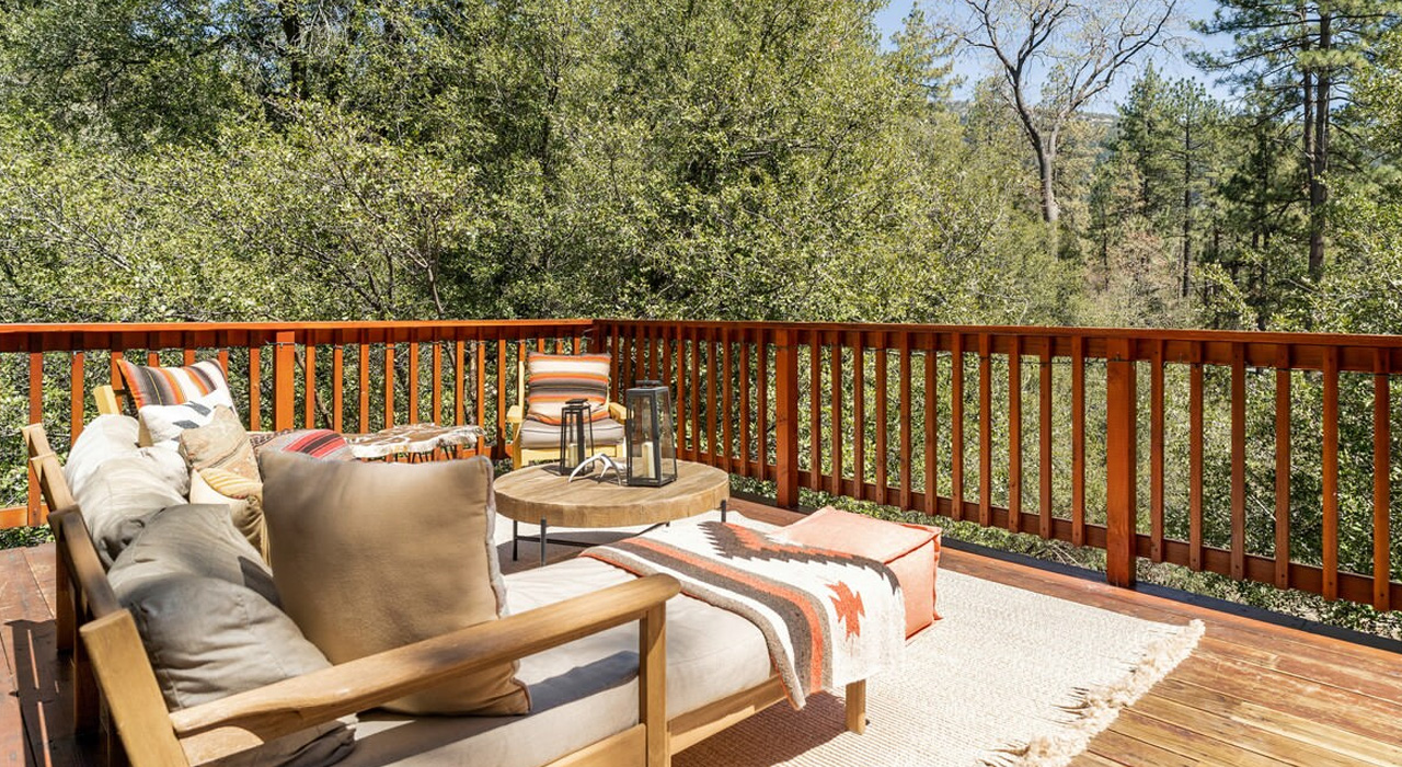 A-Frame Cabin_Deck_2
