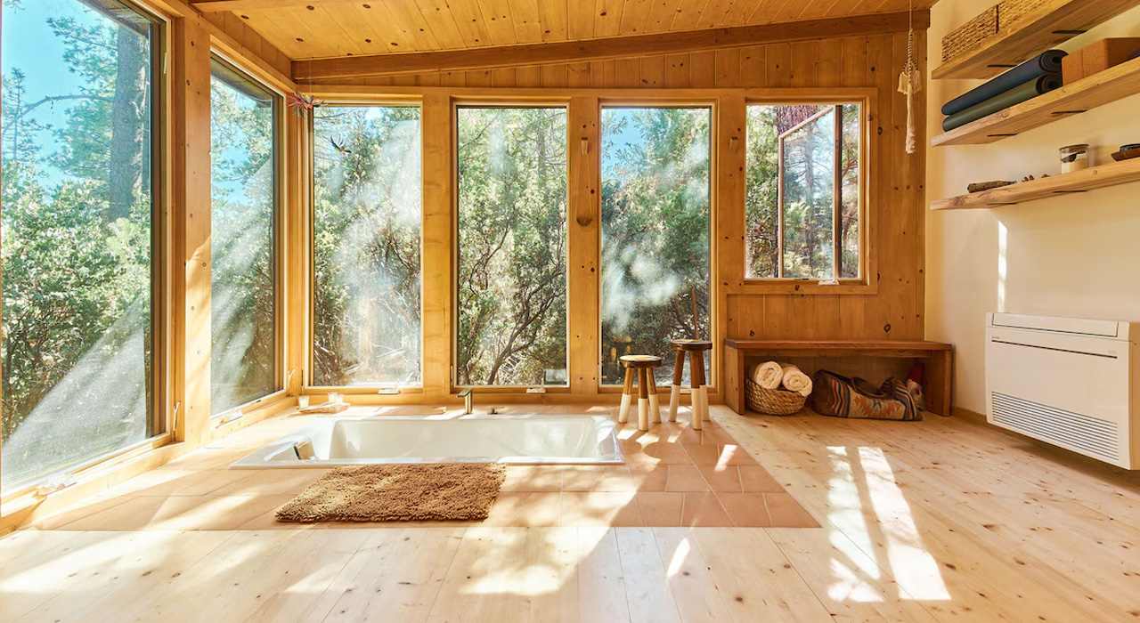 A-Frame-Cabin_Sunroom-with-a-bath