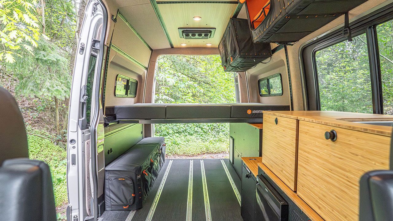 Adventure Wagon’s RUV Utilizes Modular Elements to Change Interior Layouts On-The-Go