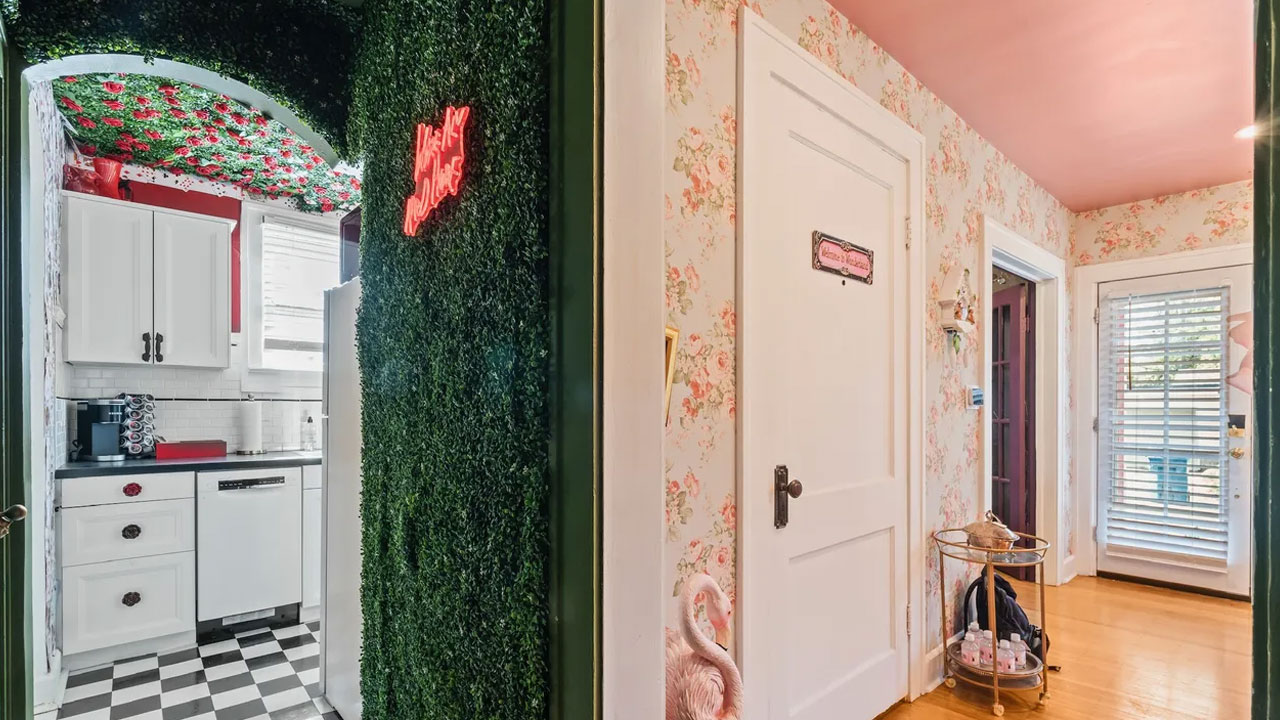 Alice-in-Wonderland-Themed-Tiny-House-interior_2