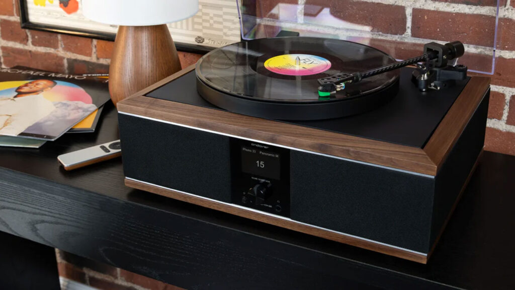 Andover-One MK2 Turntable Works Right out of the Box, Without any Manual Setup Andover-One MK2 Turntable Works Right Out of The Box, Without any Manual Setup