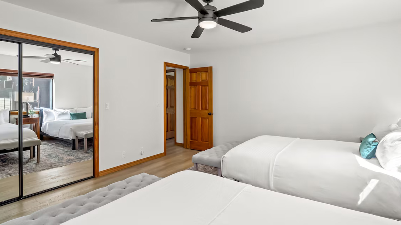 Apex-Lodge_Third-Bedroom