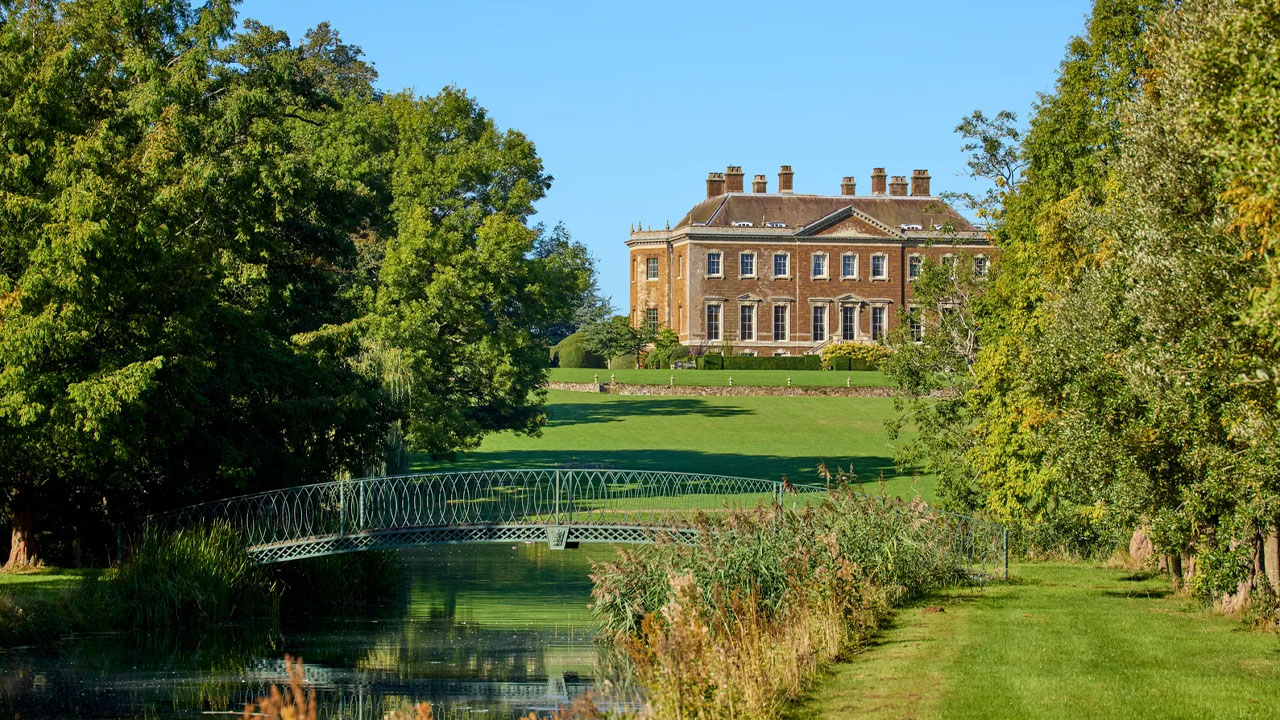 BBC's Pride and Prejudice fetaured Edgcote Estate for sale