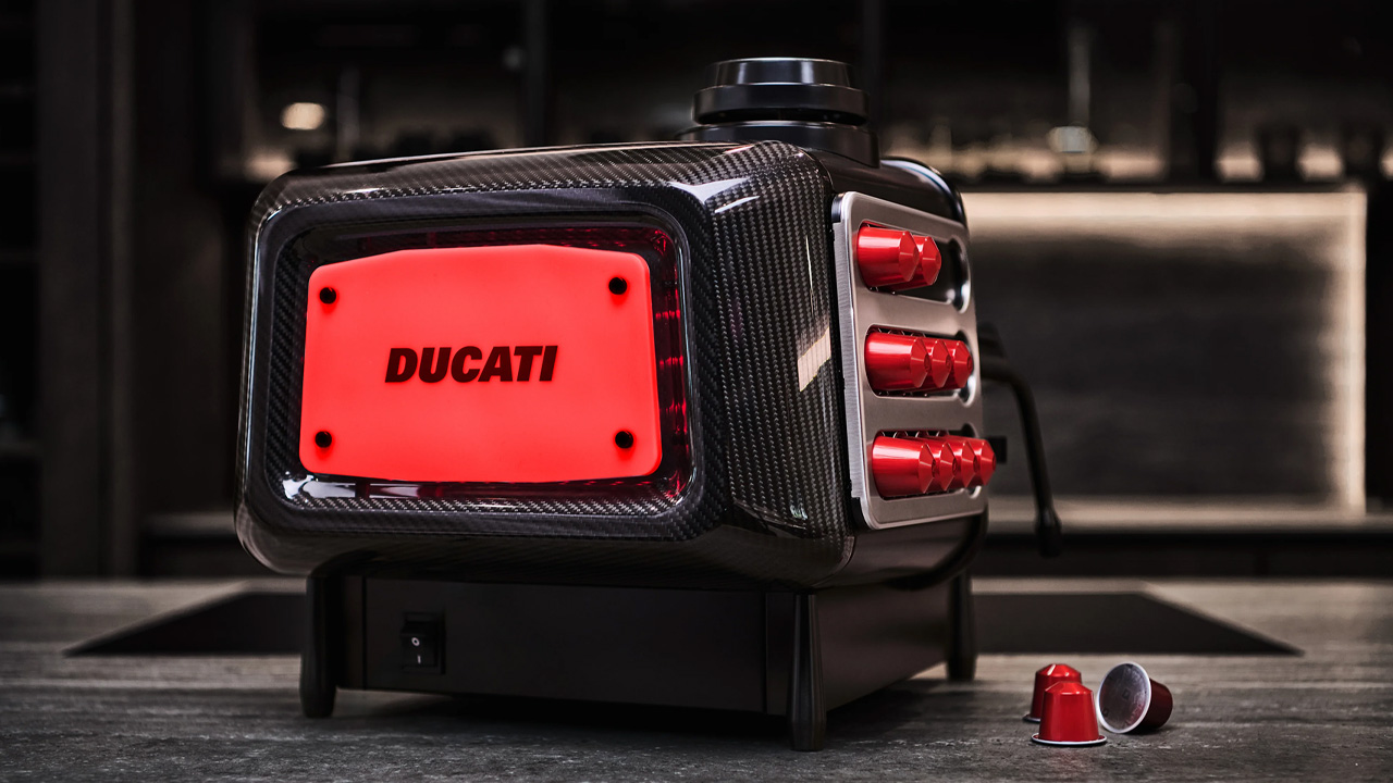 Barista M3 1926 Limited Edition Carbon Fiber by Ducati (12)