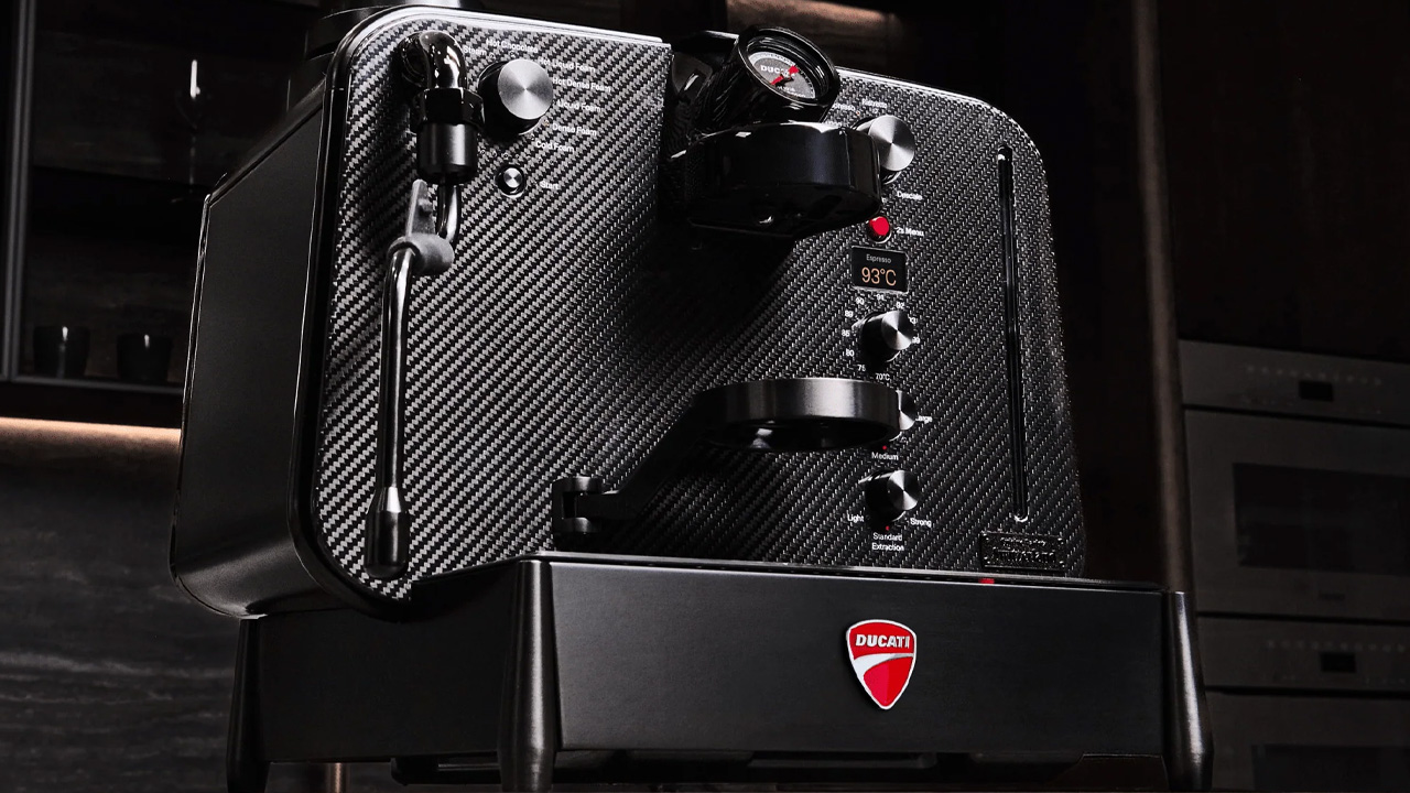 Barista M3 1926 Limited Edition Carbon Fiber by Ducati (15)