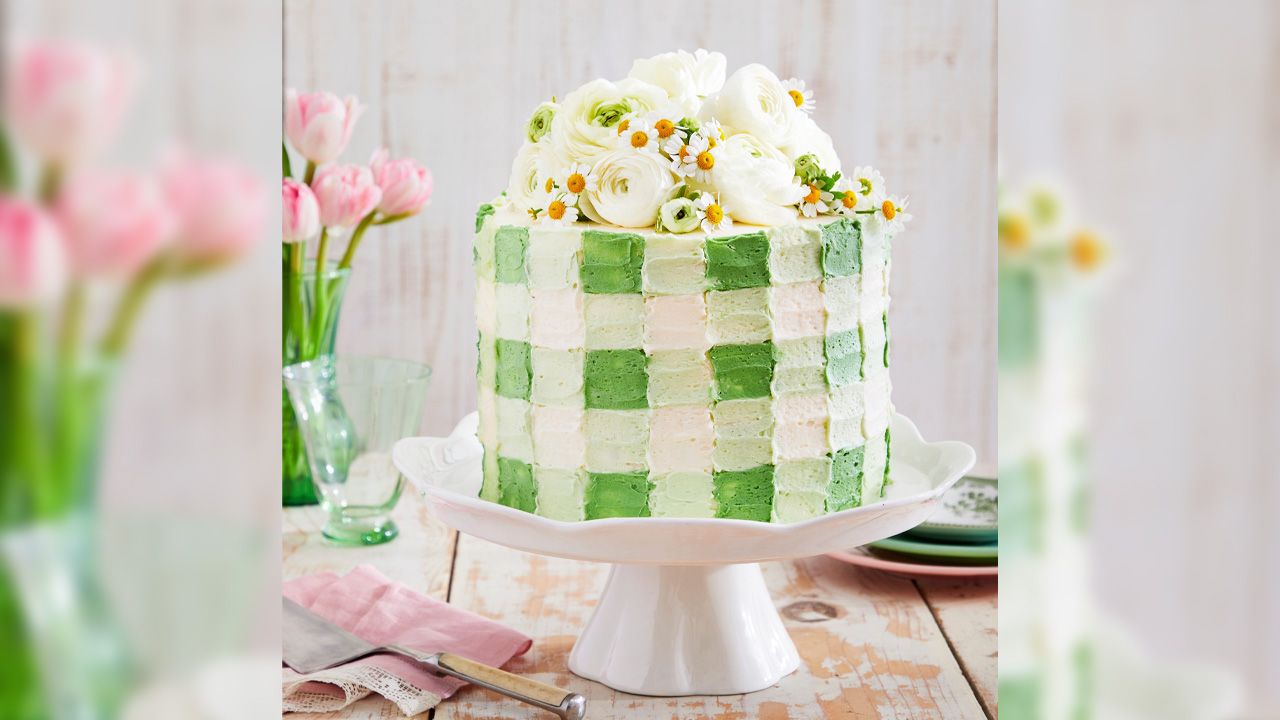 Best Mother’s Day Cakes - Coconut Cream Gingham Cake