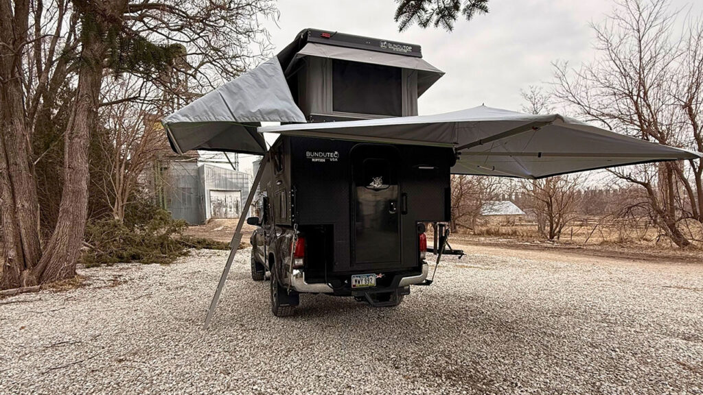 BunduTec’s Latest RipTide Combines Truck Topper With Rooftop Tent BunduTec’s Latest RipTide Combines Truck Topper With Rooftop Tent