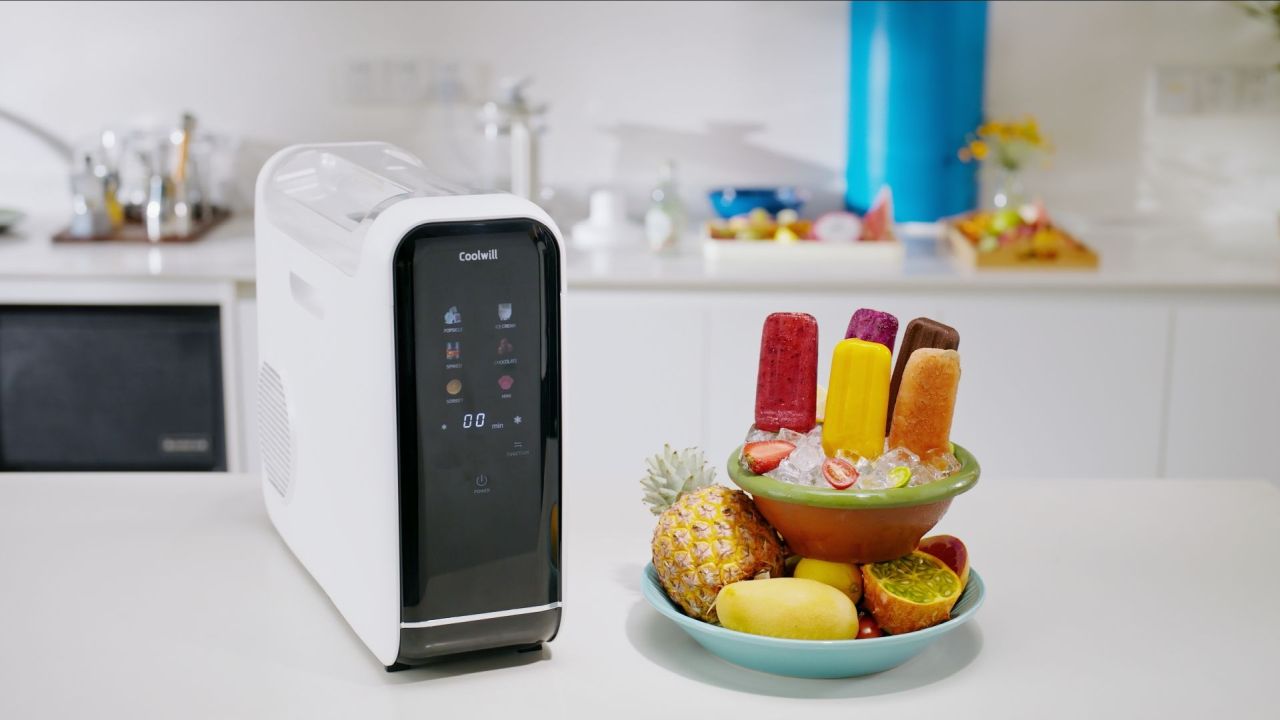 Coolwill Ice Pop Maker Prepares Popsicles in Just 30 Minutes at Kickstarter