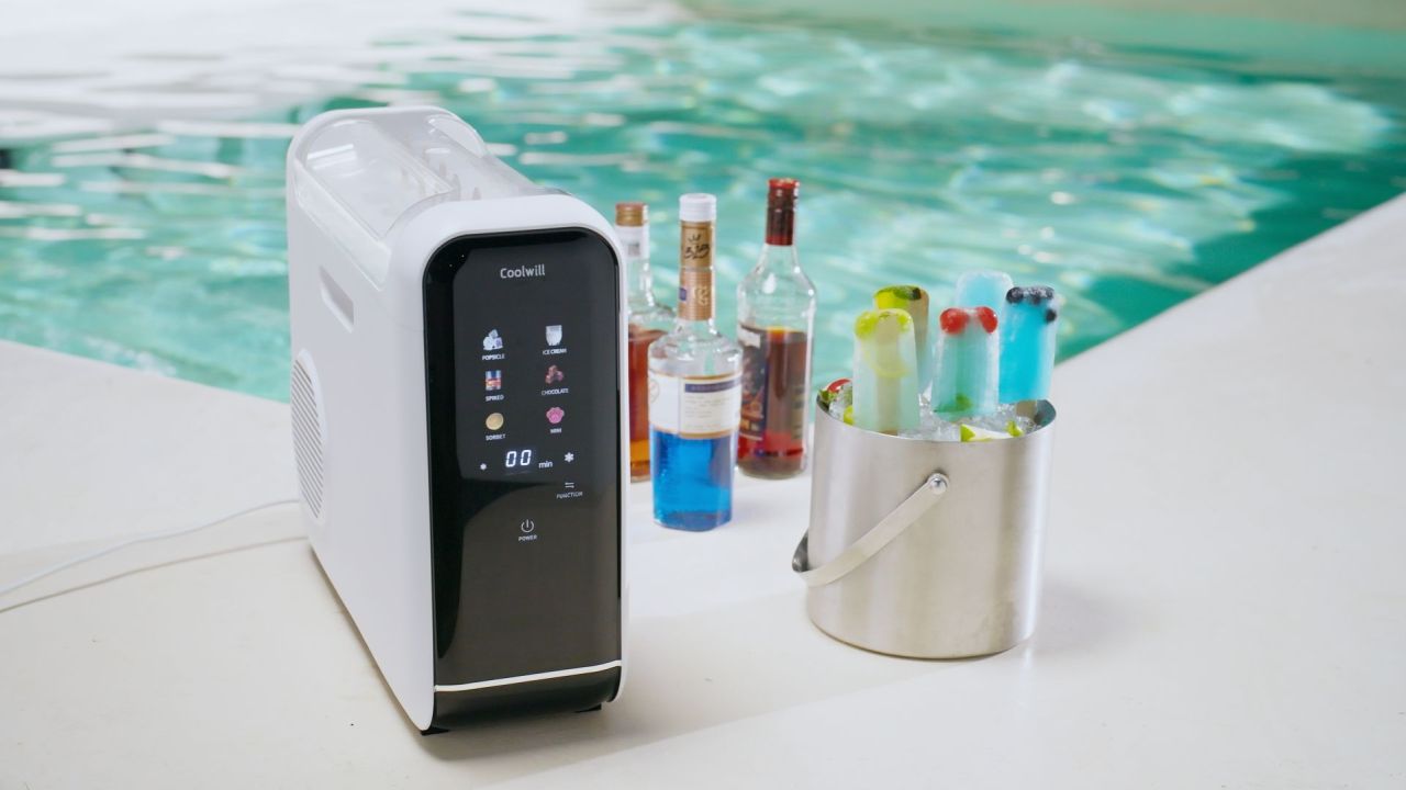 Coolwill Ice Pop Maker Prepares Popsicles in Just 30 Minutes at Kickstarter