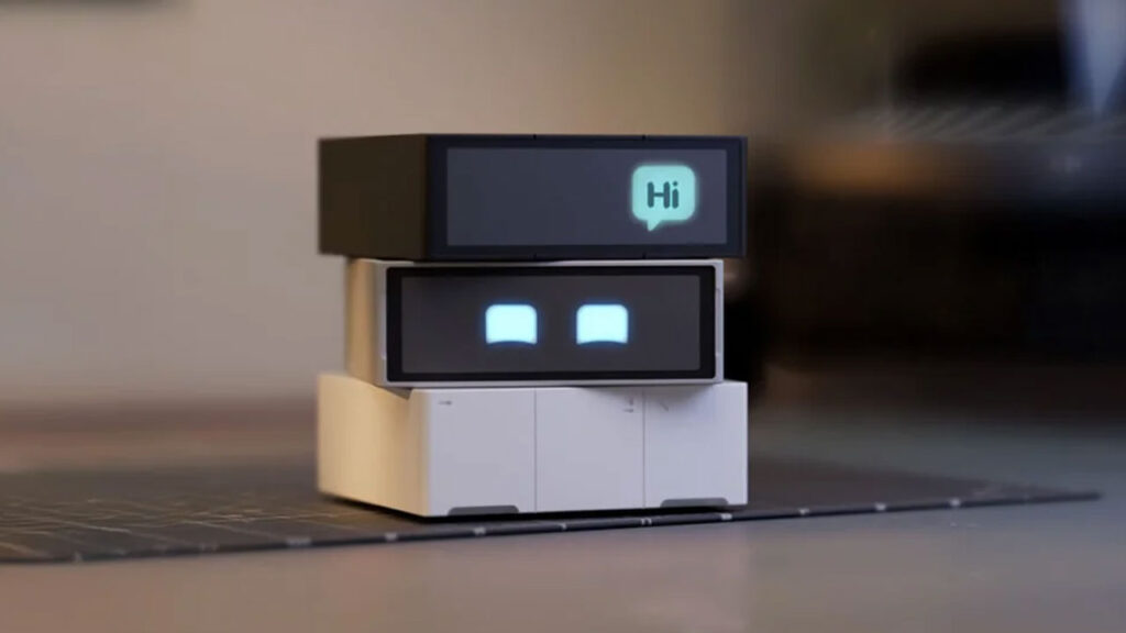Cubie Desktop Companion Robot Makes Office Time Fun Cubie Desktop powered robot
