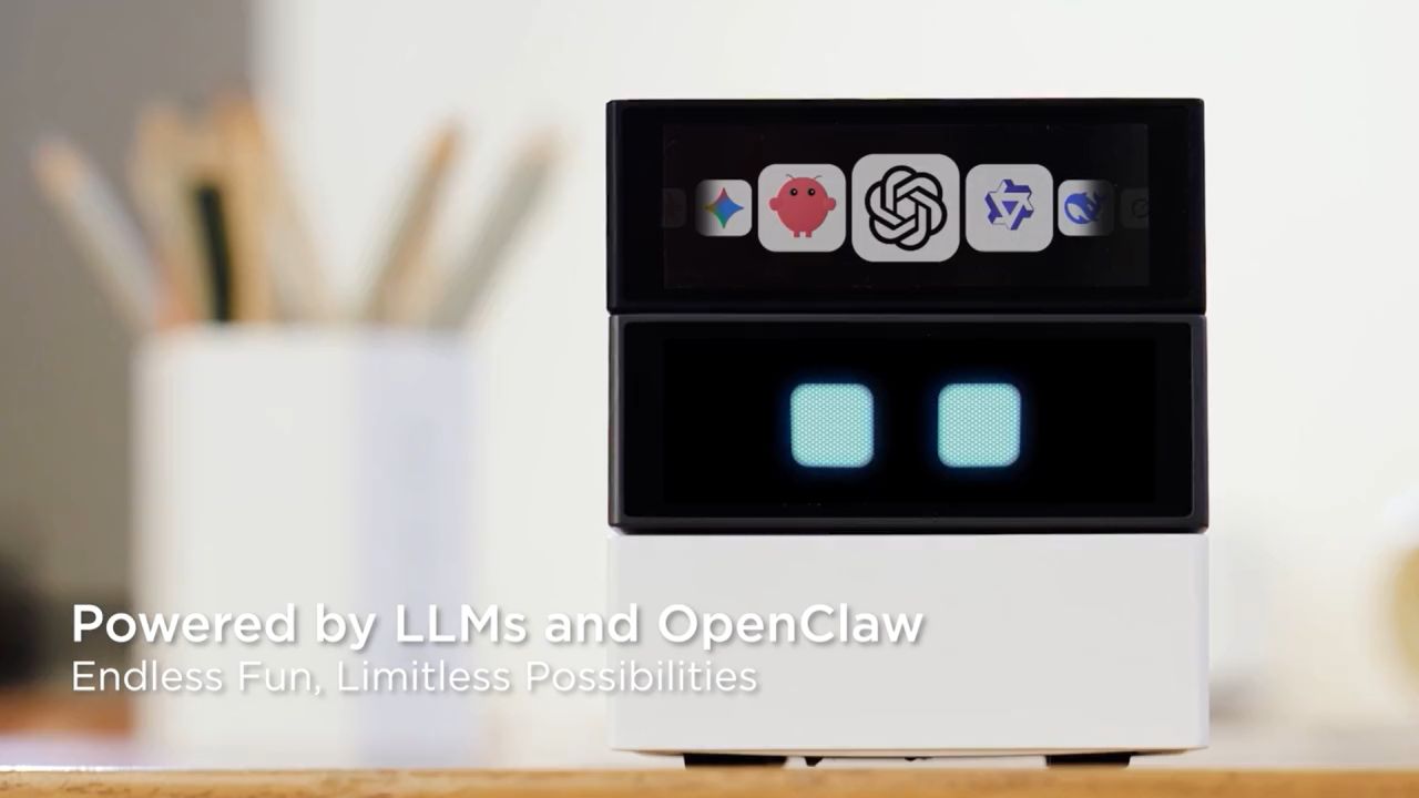 Cubie Desktop powered robot