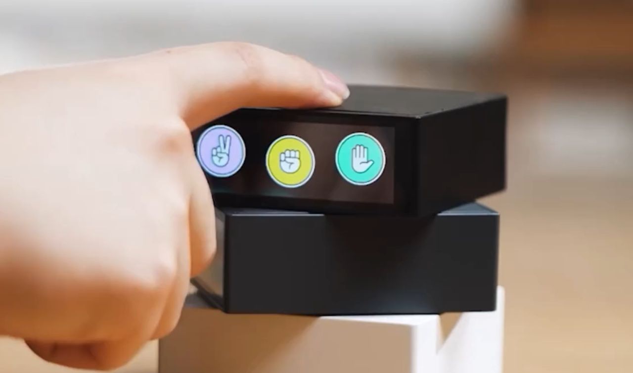 Cubie Desktop powered robot