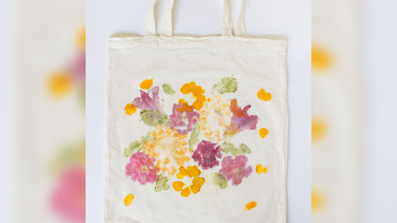 DIY Pounded Flower Tote