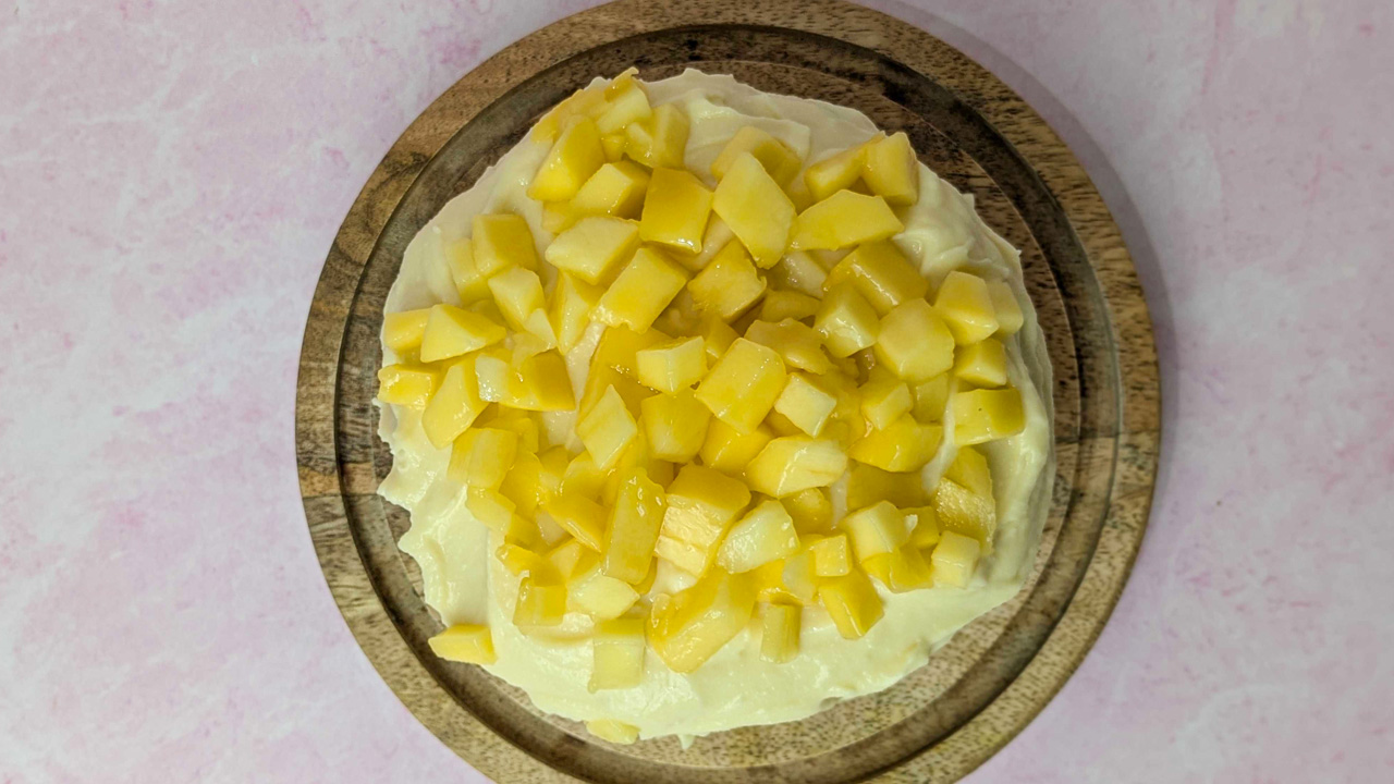 Eggless Mango Cake With Homemade Cream Cheese Frosting - Recipe (7)