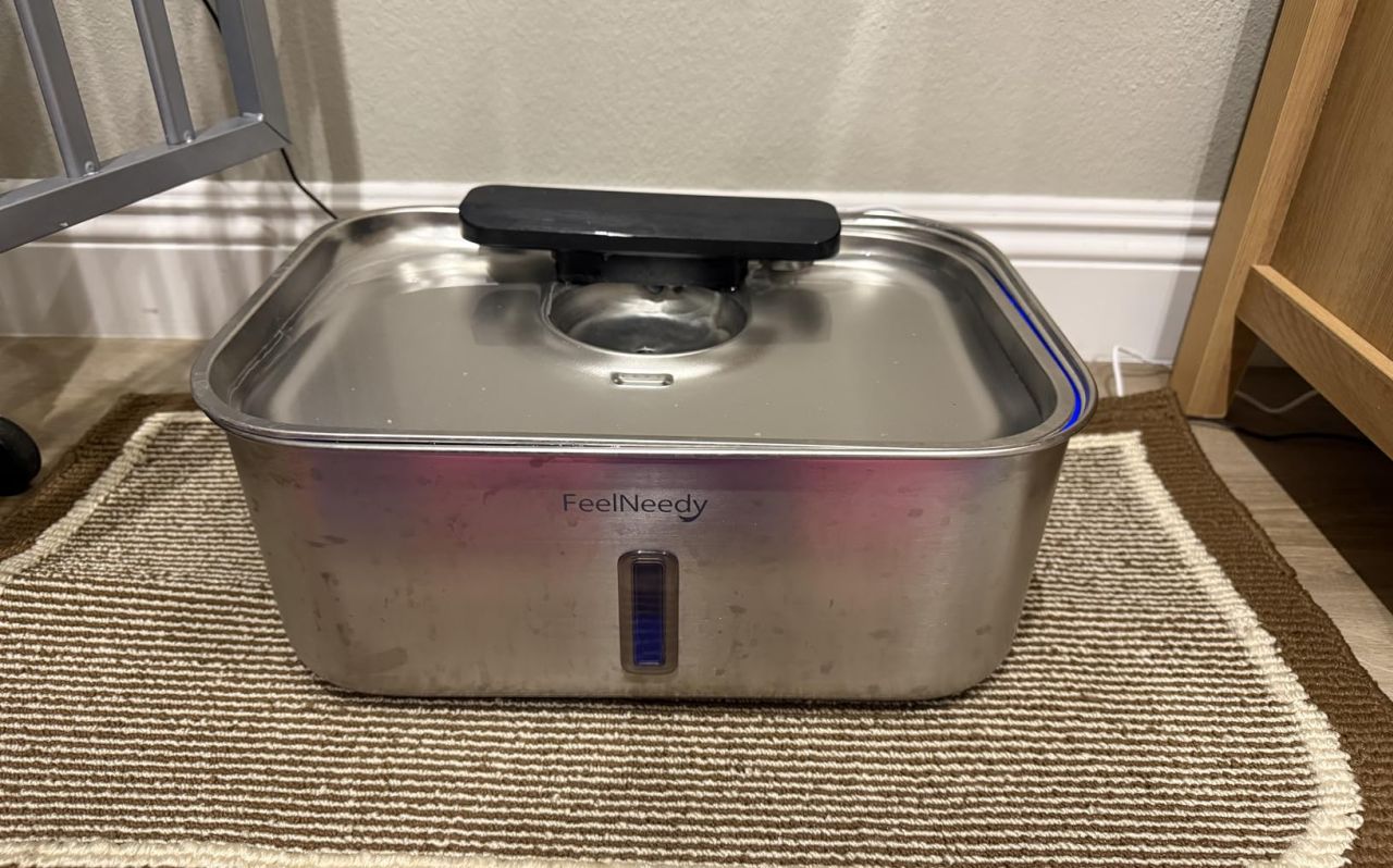 FEELNEEDY Automatic Pet Fountain