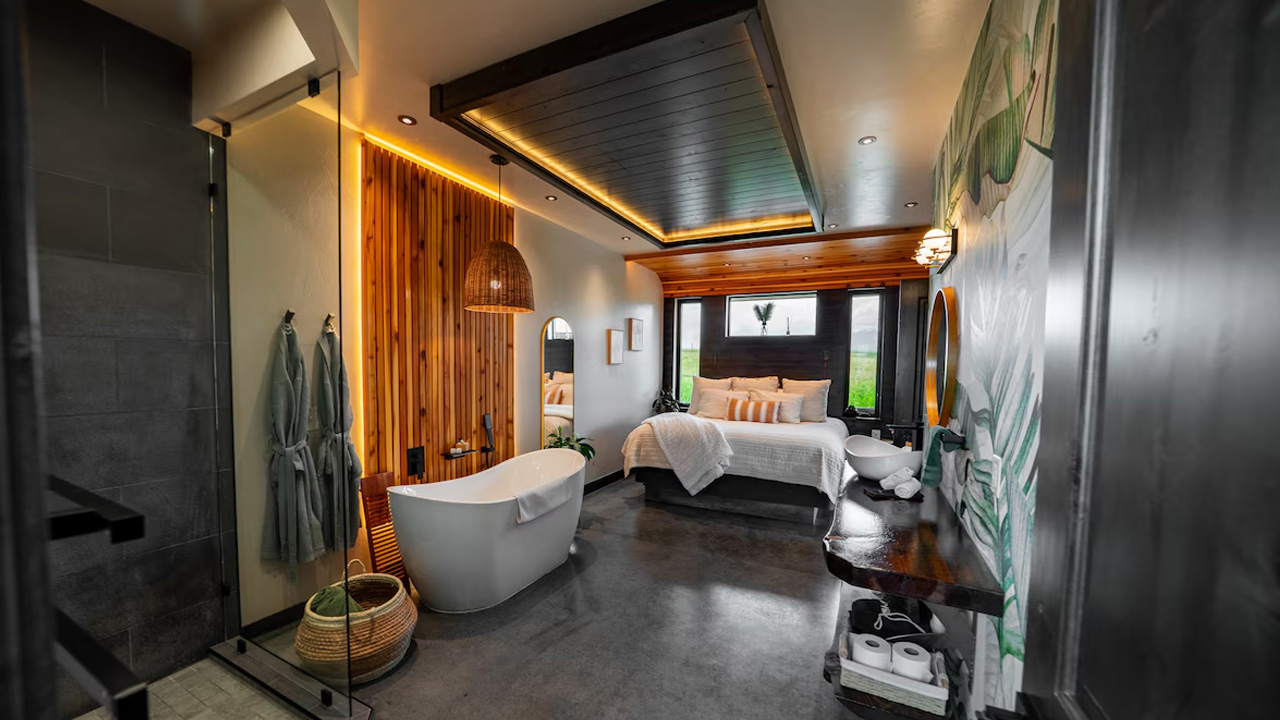 Highlander Cabin_Bedroom