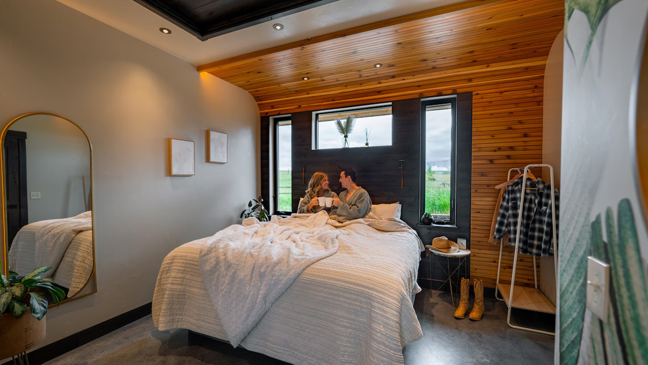 Highlander Cabin_Bedroom_1