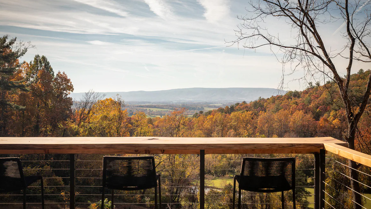 Horizon Cabin_Deck