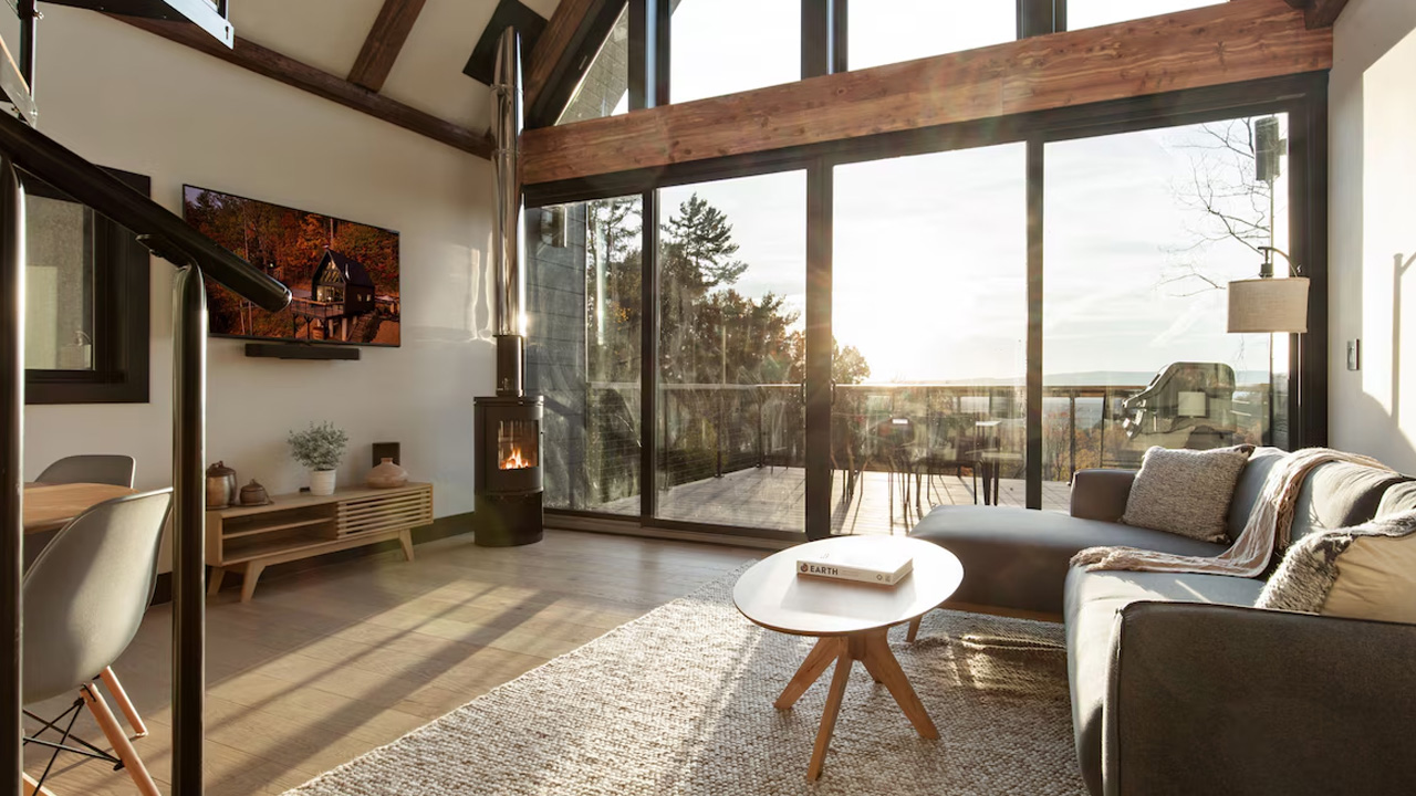 Horizon Cabin_Living Room_2