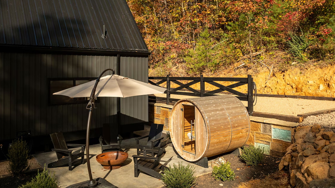 Horizon Cabin_outdoor patio_1