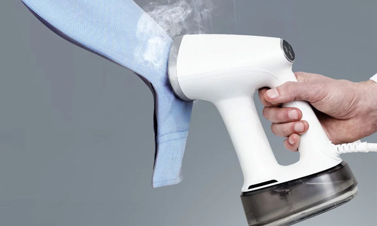 IRONIQ Vacuum Steamer