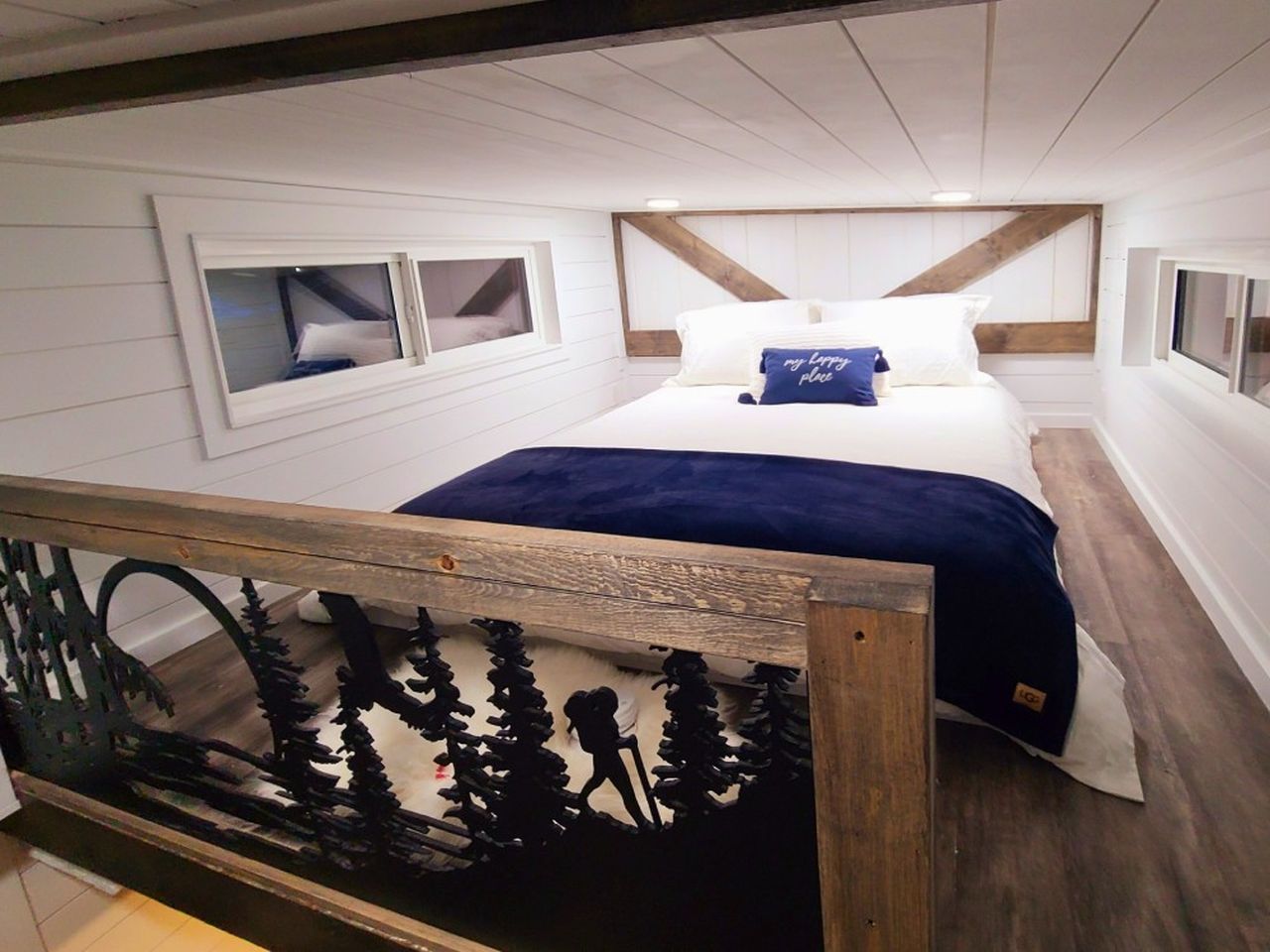 Bedroom of Koala Bear tiny house on wheels