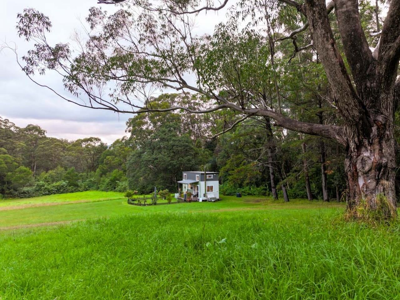 Koby’s Tiny House Features Two Standing Lofts With Connecting Catwalk