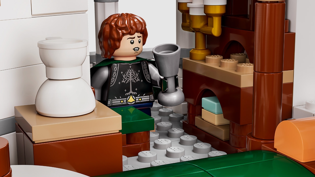 LEGO Icons The Lord of the Rings Minas Tirith set - Peregrin Took