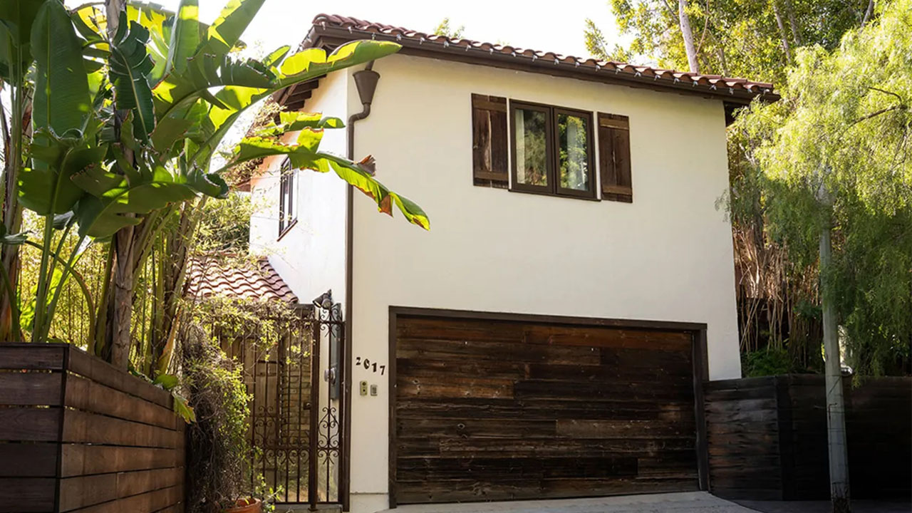 The detached garage with workspace studio on the top