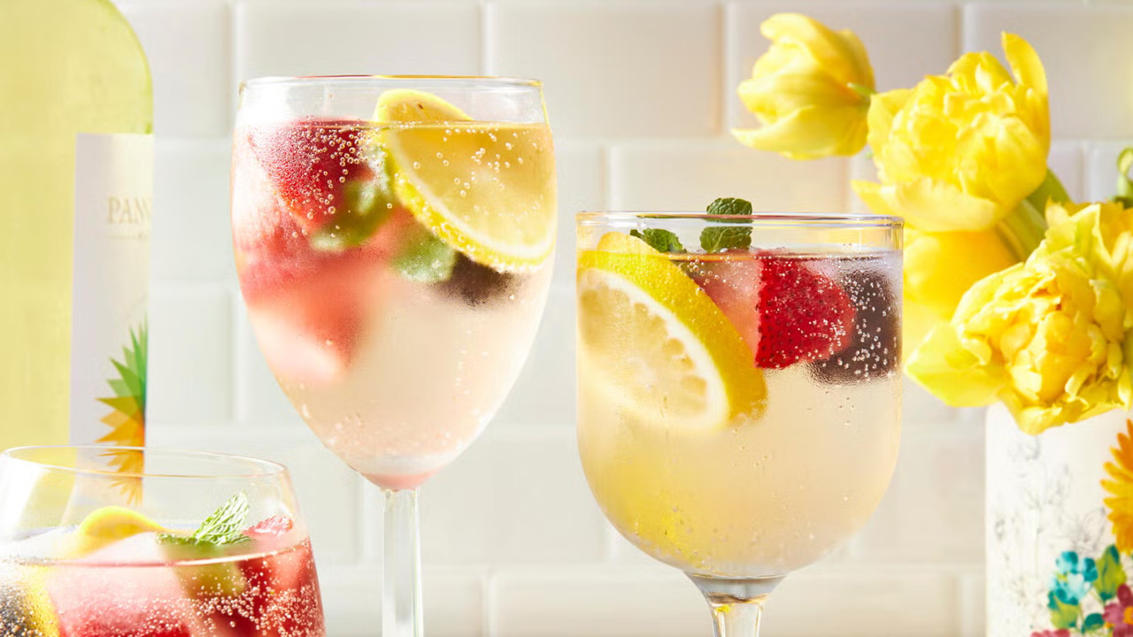 Mother’s Day Cocktails - White Wine Spritzer