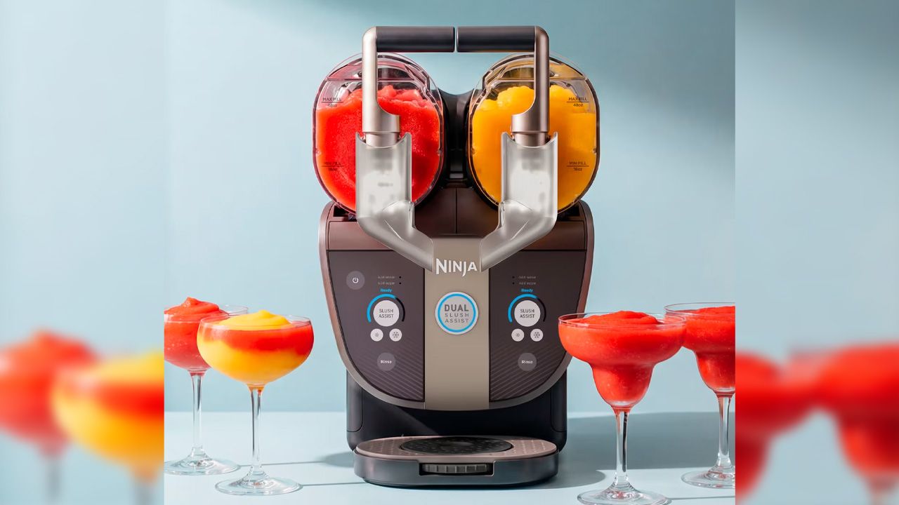 Ninja Slushi Twist combines two slushie machines in one unit