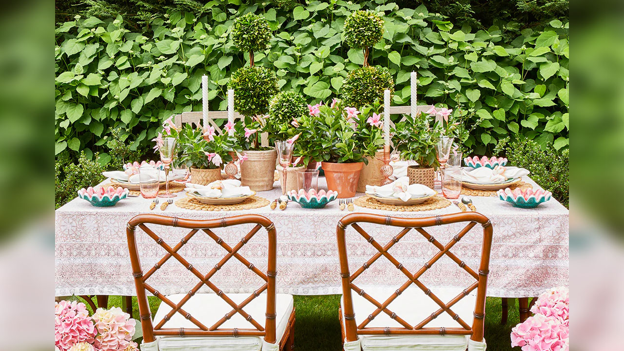 Outdoor Tablescape