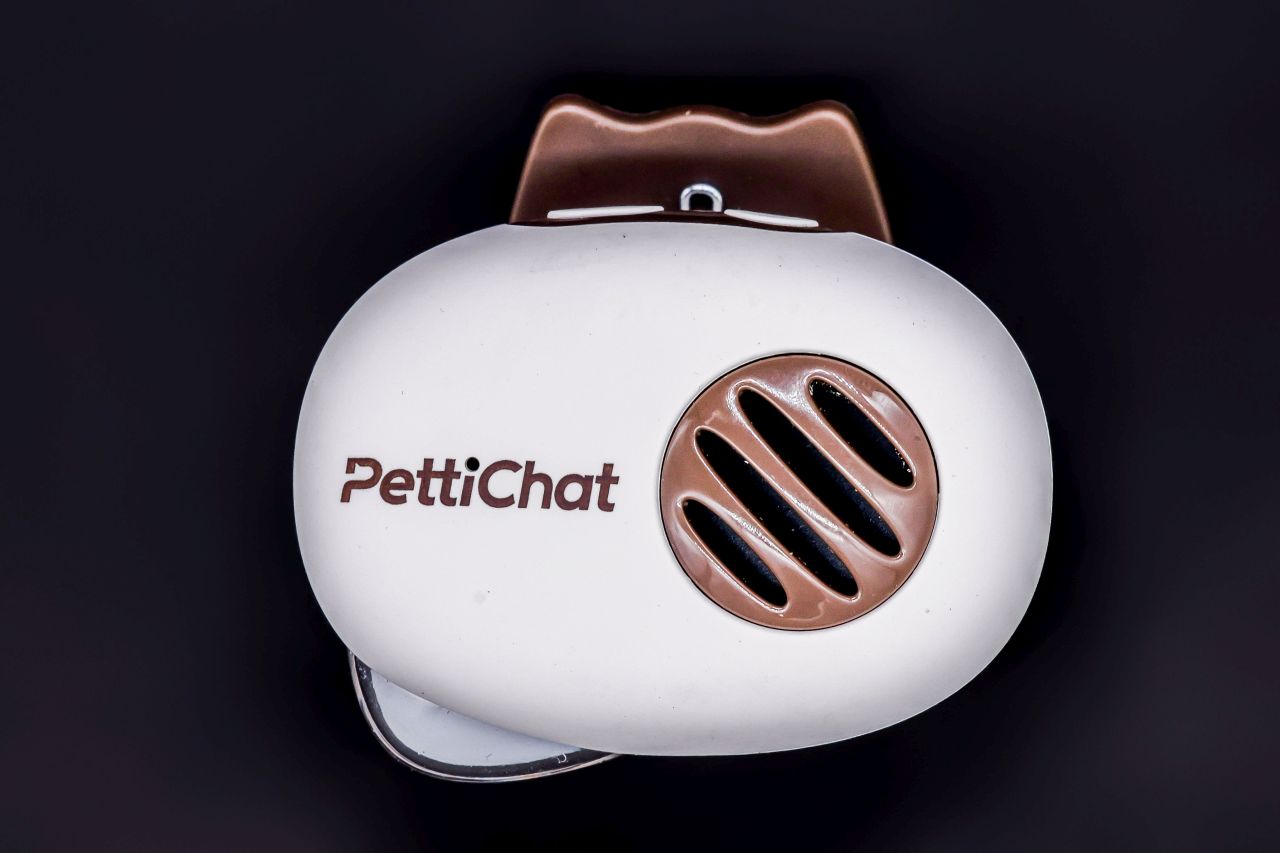 PettiChat Pet Wearable Translates Your Pet's Barks in Real Time