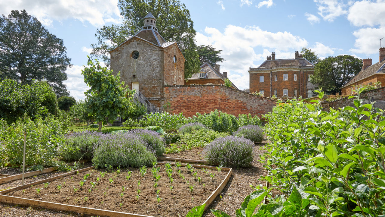 Pride and Prejudice estate for sale (5)