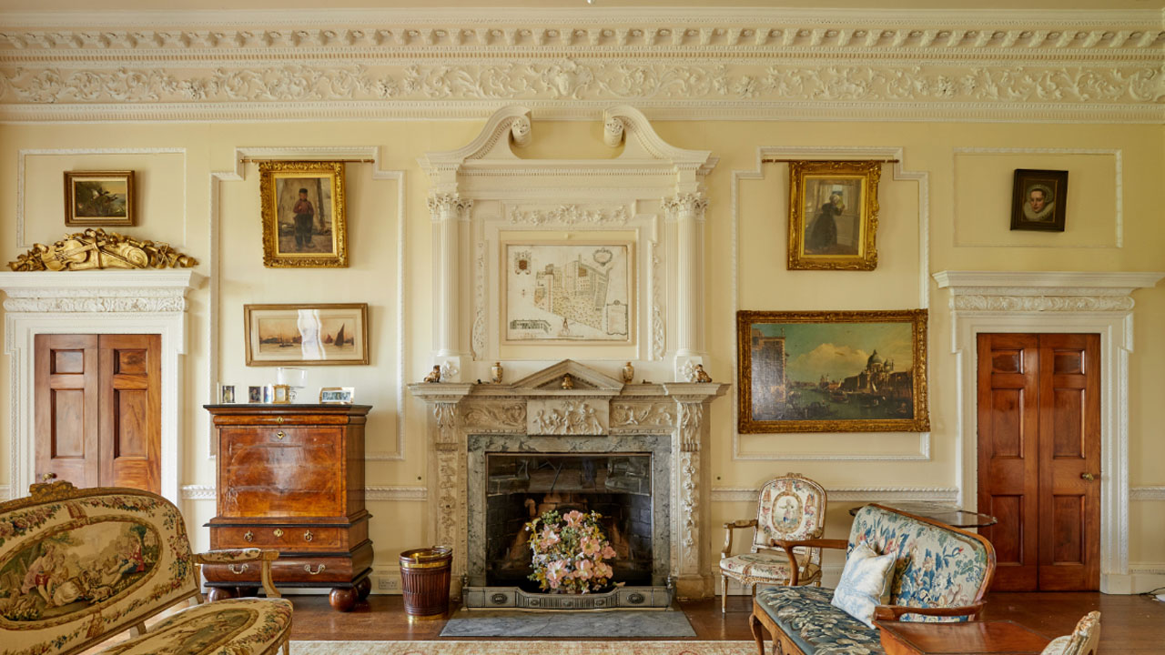 Pride and Prejudice estate for sale - living area 1