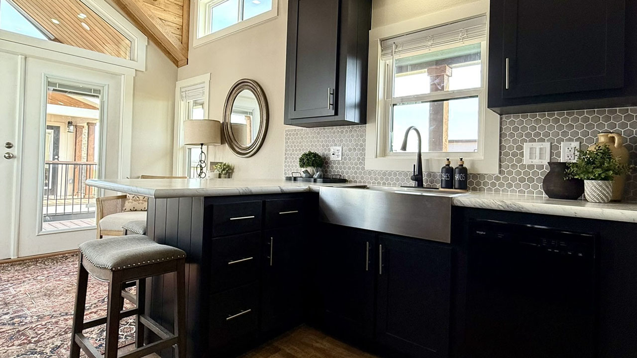 Primrose Tiny House - kitchen