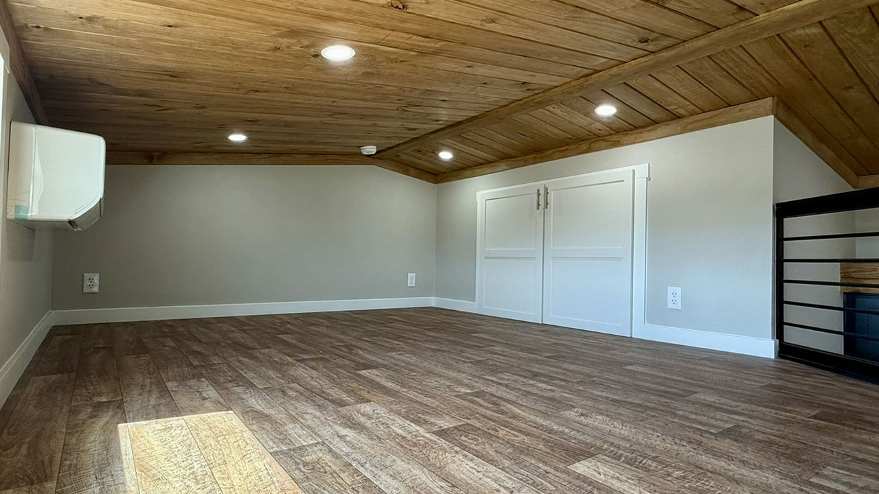 Primrose Tiny House - loft
