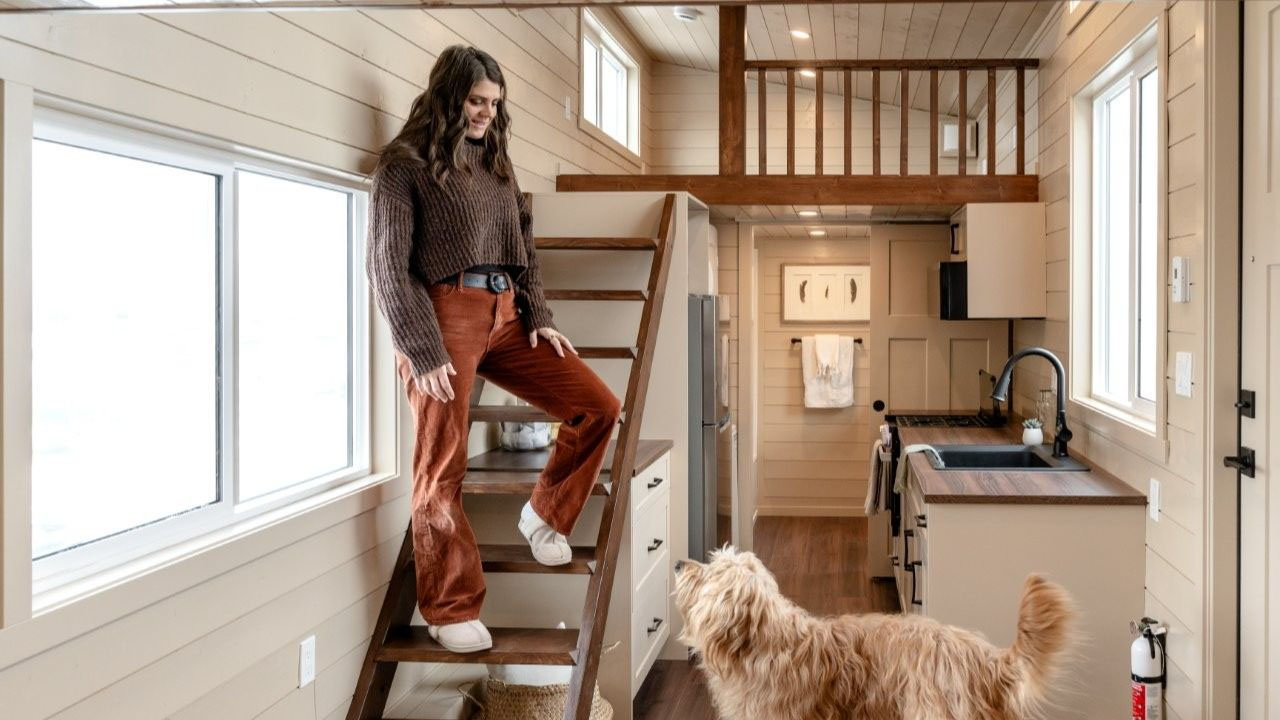 Ruby Bar Harbor Tiny House - interior