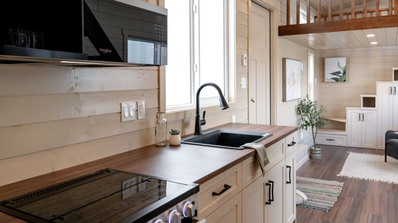 Ruby Bar Harbor Tiny House - kitchen