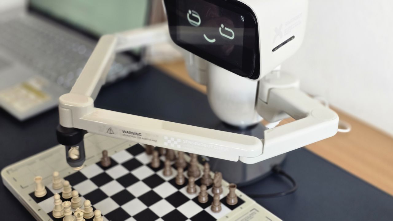 SenseRobot Chess Mini