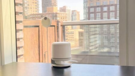 Sonify Shield Automatically Adjusts Its Sound Output to Block Unwanted Noises Sonify Shield Automatically Adjusts its Sound Output to Block Unwanted Noises