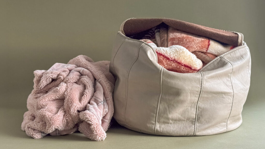 Stuffable Pouf turns clutter into furniture