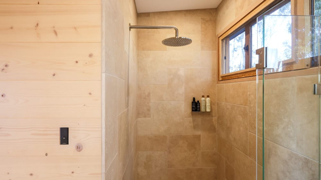 The separate shower room