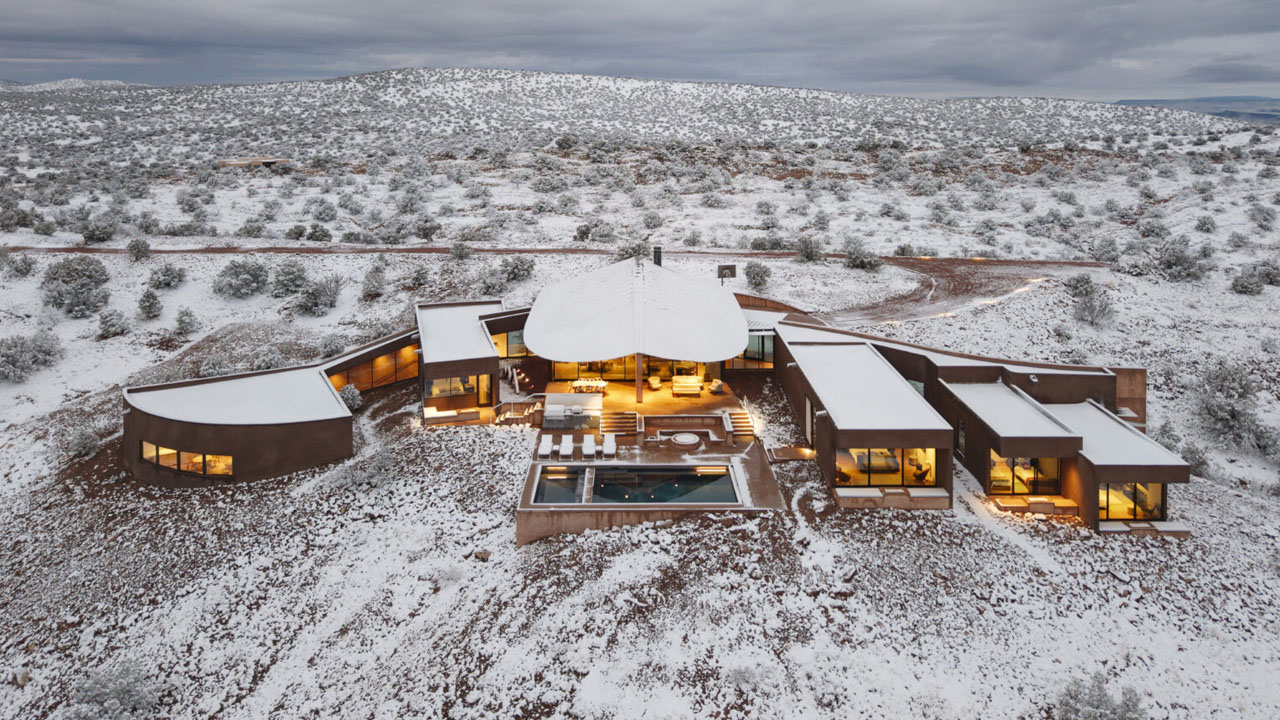 The mighty sculptural appearance of Placitas house