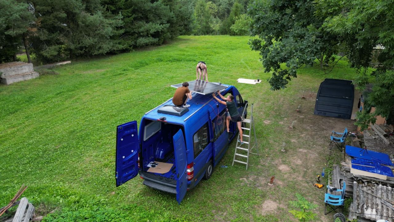 Victoria and Arminas Camper Van Conversion_9